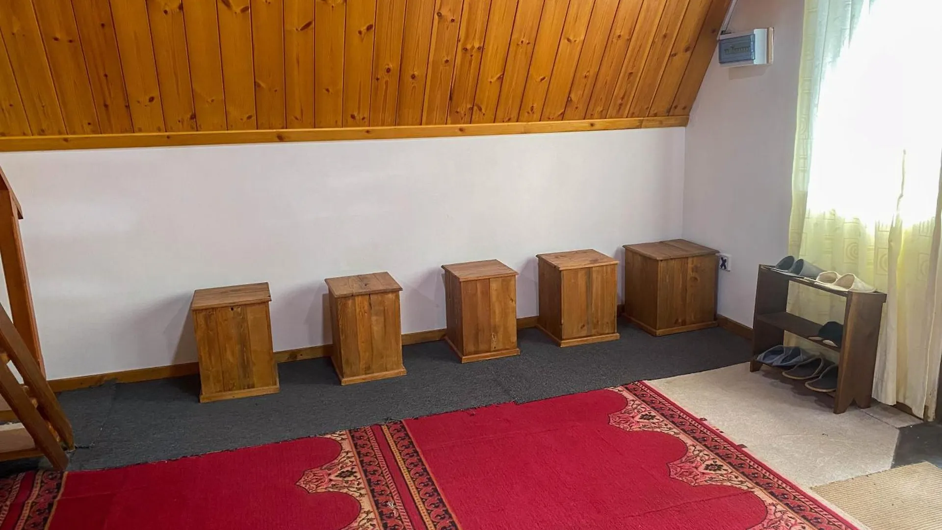 Barrow Family Cabana Nuwara Eliya Villa