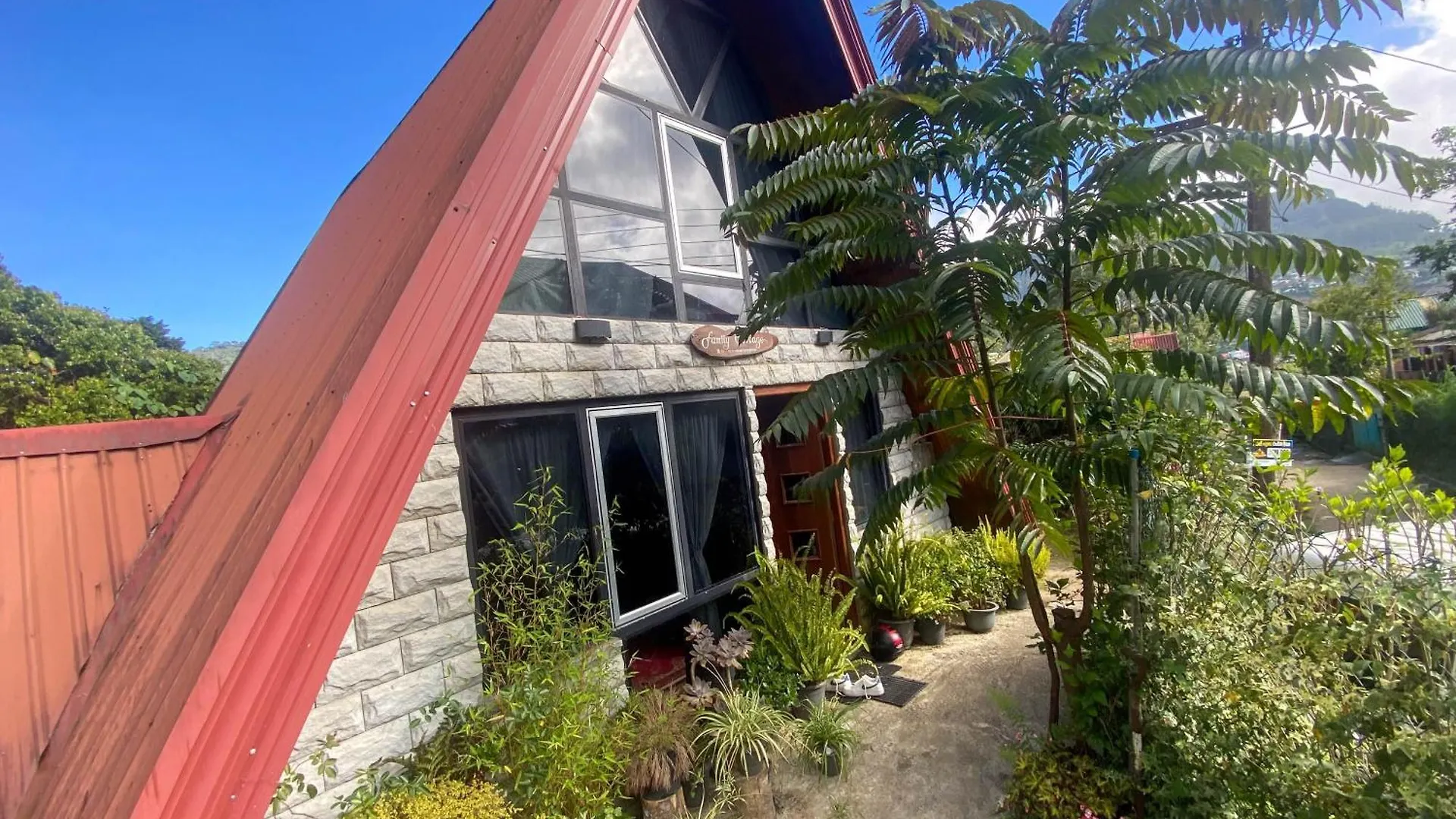 Barrow Family Cabana Nuwara Eliya Villa