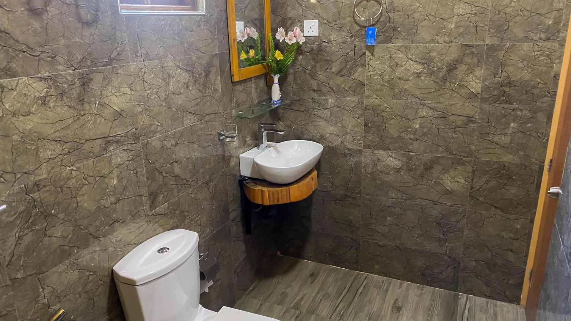 Villa Barrow Family Cabana Nuwara Eliya